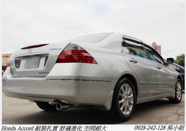 HONDA ACCORD 2.0 照片7