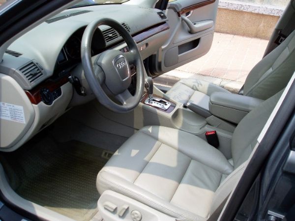 ★永立優質汽車★06 Audi A4  照片5