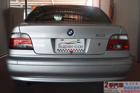 BMW 寶馬 5系列 528 中古二手車 照片9