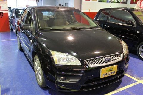 06 Ford 福特 Focus 照片1