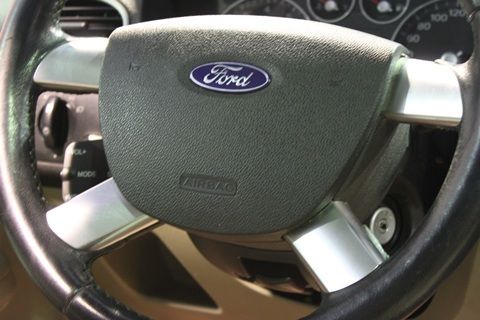 06 Ford 福特 Focus 照片5