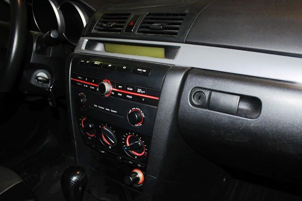 05 Mazda馬自達 3 2.0s 照片5