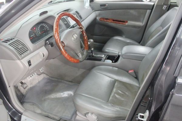 05 Toyota 豐田 Camry 照片2