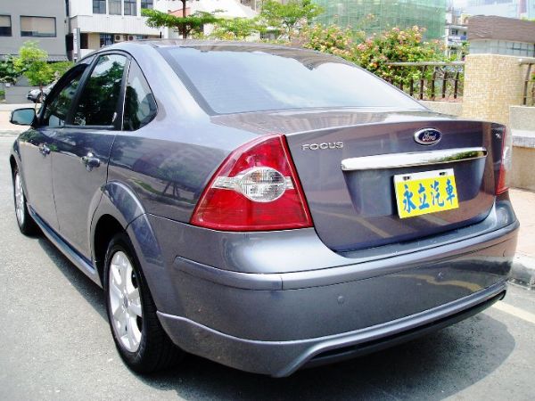 ★永立優質汽車★08 Focus 天窗 照片8