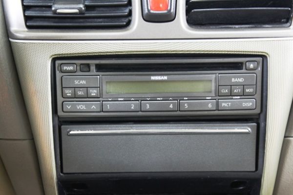05年日產SentraM1全額貸 照片6