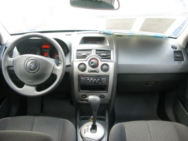 運通汽車-2004年-雷諾-Megane 照片5