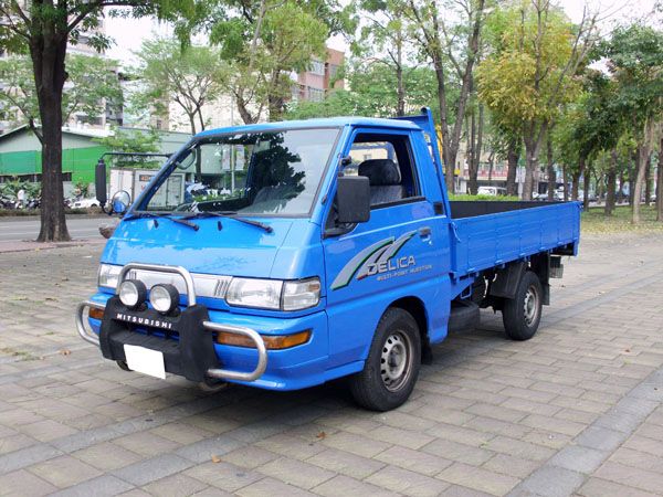 2003 型 三菱 DELICA  照片1