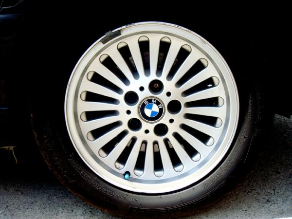 528i BMW 01年 2.8 尊爵黑 照片8