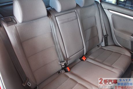 VW 福斯 Golf ~二手中古車~ 照片4