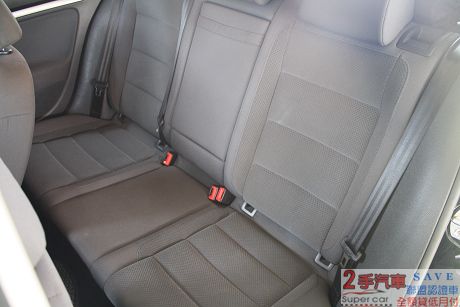 VW 福斯 Golf ~二手中古車~ 照片4