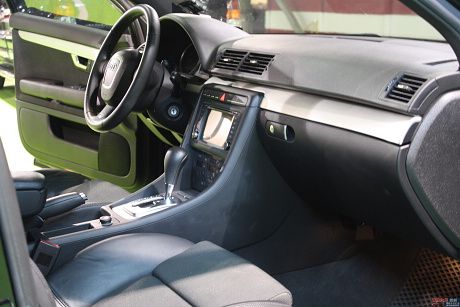 Audi 奧迪 A4 1.8T Avan 照片6