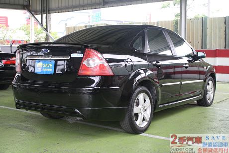 Ford 福特 Focus 1.8 照片7