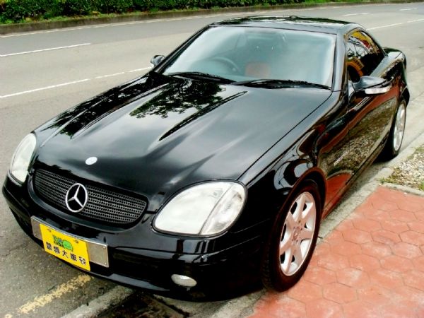 SLK230 硬頂敞篷 02年 2.3  照片1