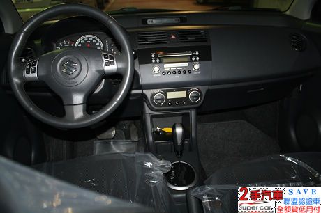 Suzuki 鈴木 Swift  照片3