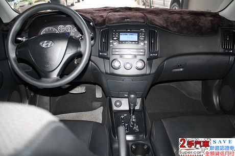 Hyundai 現代 I30 汽油  照片3