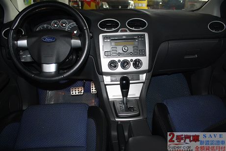 Ford 福特 Focus 2.0  照片3