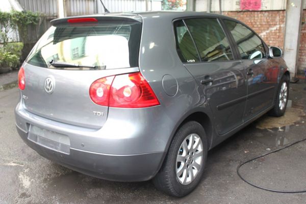 06 VW 福斯  Golf TDI 照片6