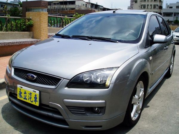 06 Focus S版.手排.天窗 照片1