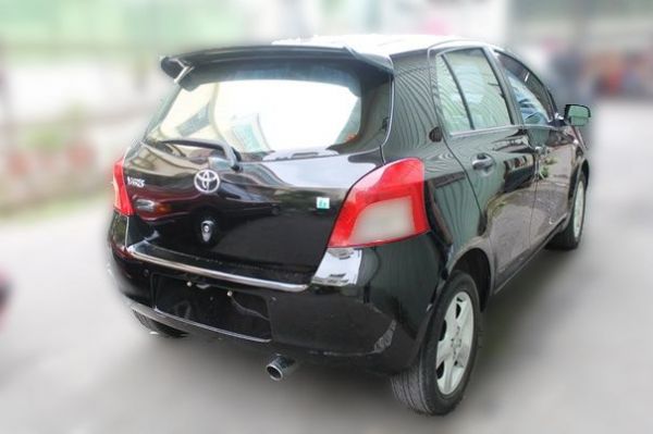 08 Toyota 豐田 Yaris 照片6