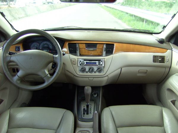 03年 LANCER 1.6 內外皆美  照片6