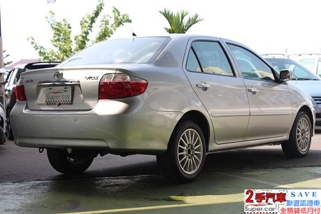 Toyota豐田 Vios 照片6