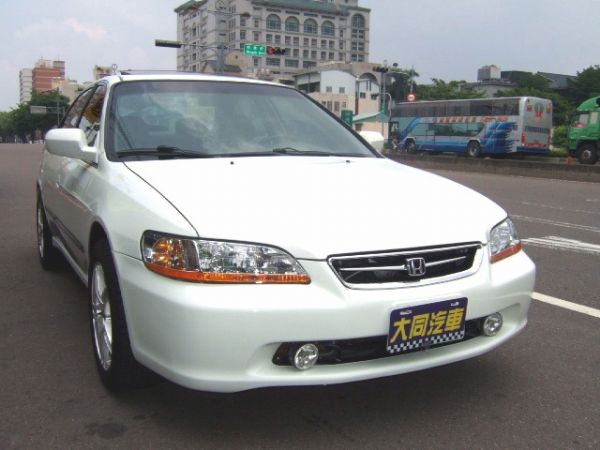 嚴選~Honda Accord 2.0 照片2