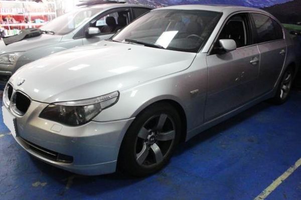 2006 BMW 520 2.0 銀 照片1