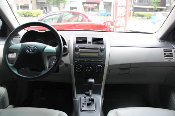 09豐田 Altis 1.8 黑色  照片2