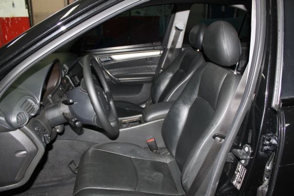 03Benz 賓士 C 240 2.6黑 照片3
