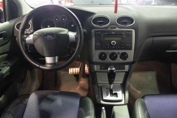 Ford 福特  Focus 照片4