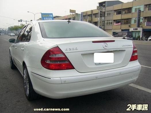 〈SAVE宏順汽車〉BENZ E200 照片2