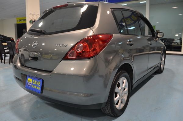 2007TIIDA 照片2