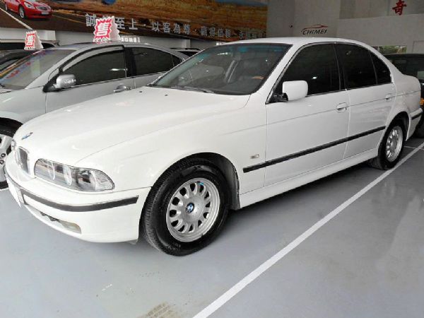 BMW(97.98)523I(2.5)白 照片1