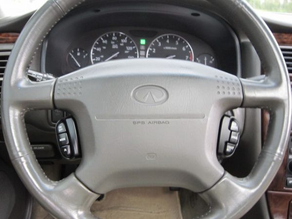 2000年 INFINITI Q45 天 照片5