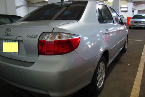 豐田toyota vios銀色 2005 照片2