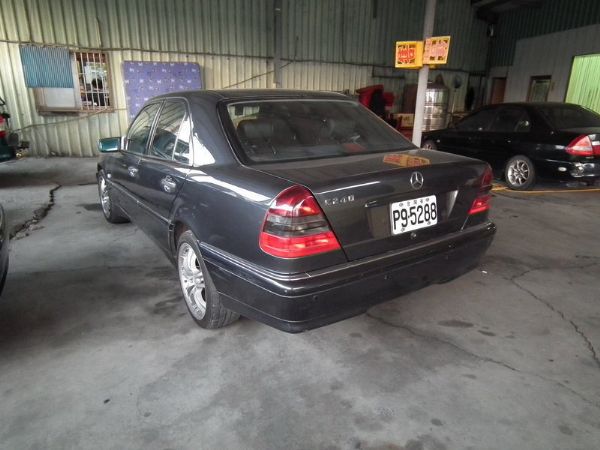 大燈改魚眼 BENZ C240 照片2