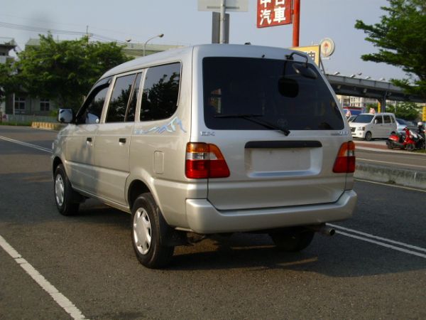 05年 豐田 Zace 1.8 銀  照片2