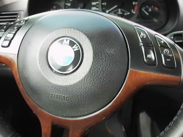 2003 BMW 318i 2.0 黑 照片6