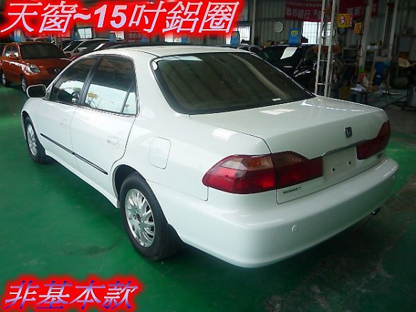 HONDA 雅哥白色K9 頂級~美車內詳 照片3