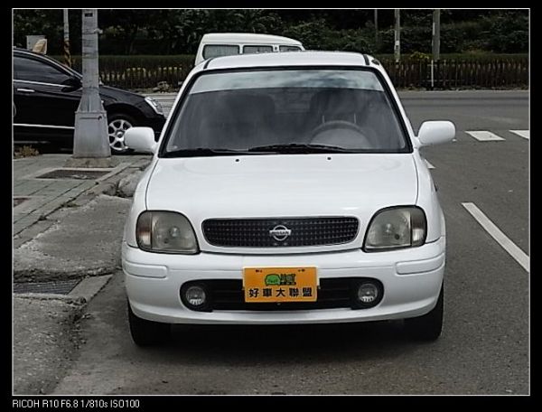 2001 Nissan March 照片1