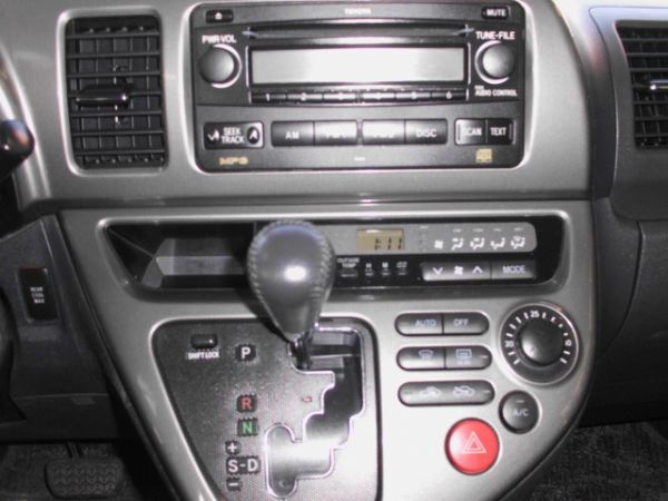 2007 TOYOTAWISH 2.0銀 照片8