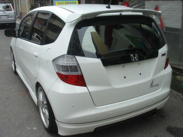 11 HONDA FIT 1.5 照片2