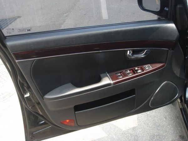 06 MITSUBISHI 酷蘭德 照片5