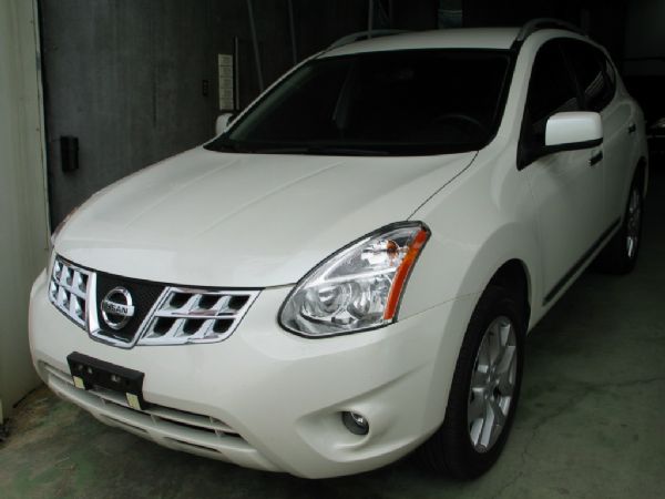 Nissan Rogue 2.05 SL 照片1