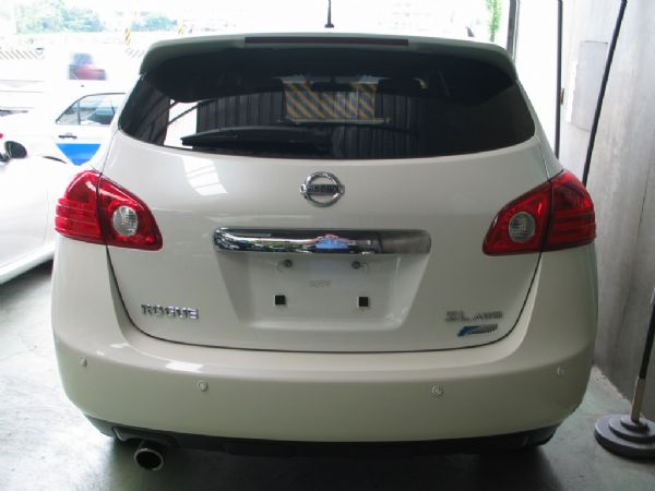 Nissan Rogue 2.05 SL 照片8