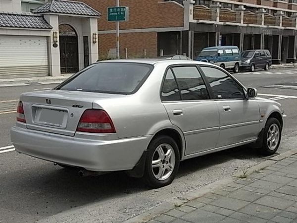 01 HONDA CITY 銀 1.5 照片10