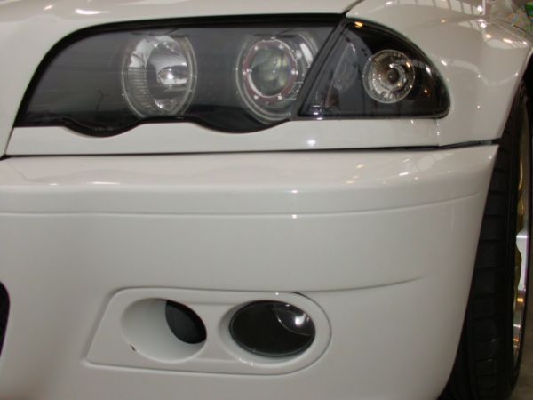 2002 BMW 318 1.9 白  照片2