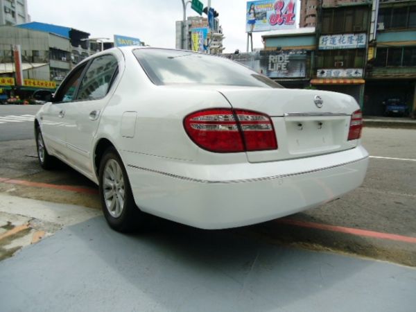 2004年 NISSAN CEFIRO 照片3