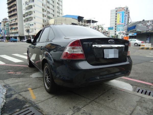 2010年 FORD FOCUS 柴油 照片4