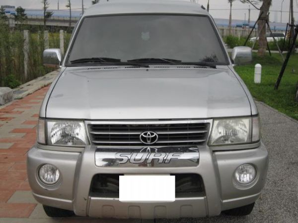 2001年TOYOTA 瑞獅 2.4 照片1